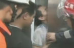 男子乘电梯踏空坠亡现场