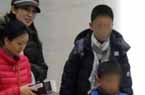 张艺谋玩"隐身"子女被拍