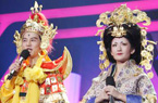 何炅变身"土豪金"二郎神