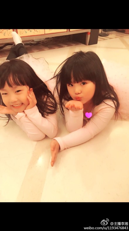 ��ʫ��У԰�����ع���ɿ��� ������"��ҹ���"��2��