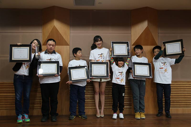 ��Ѹ�췫����һ�졷��׷�� ���֡��"��ȹ����Ӱ"��5��