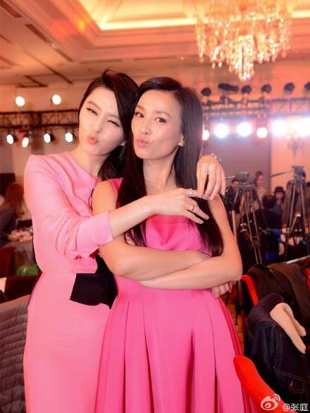 "武媚娘传奇"庆功众娘娘聚首 范冰冰张庭争相卖萌