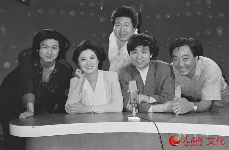 ��һ���롰һ�����⡱��Ӱ��ȫ�幤����Ա��Ӱ��