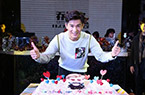 粉丝为乔振宇送生日惊喜