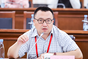 ������ѧ�����봫��ѧԺ����ϵ���Ρ�Ժ������ κ����