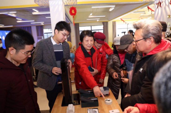 “我現在被管得牢牢的，幸福感也滿滿的！”